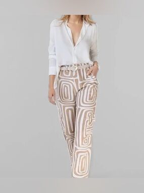 One size Casual white Long Sleeve Shirt and Geometric brown Pants NWOT /no brand